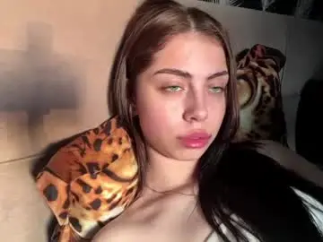 Chaturbate Nude Webcam of yvonnepfluger