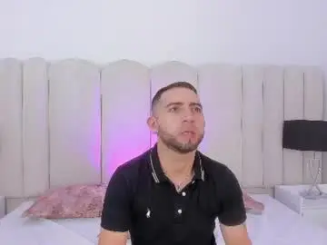 Chaturbate Live Sex Cam of lushian_luna