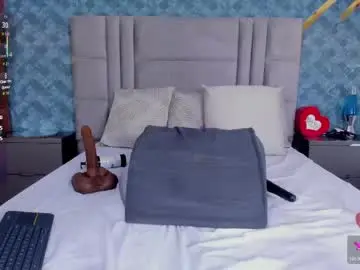 Chaturbate Best live sex cam show of niiamoore_