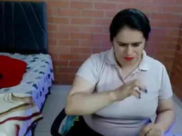Chaturbate Sex Cam of paula__117
