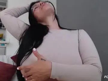 Chaturbate Best Webcam of cristal_sexyboobs_