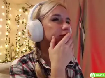 Chaturbate Free Porn Cam of lavinell
