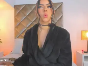 Chaturbate Free Live Porn of malaia_hills