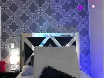 Chaturbate Sex Cam of adele_cruzz