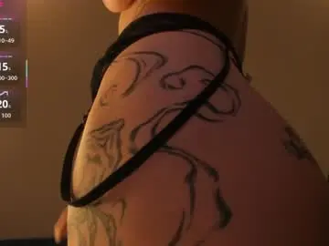 Chaturbate Free Live Porn of hollyylee