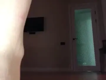 Chaturbate Nude Webcam of ella_lee15