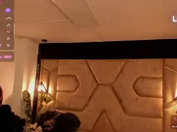 Chaturbate Live Sex Cam of aleja__slav3