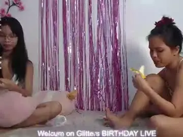 Chaturbate Live Sex Cam of berrybliiss