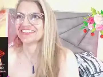 Chaturbate Live Sex of esmeralda_oikos