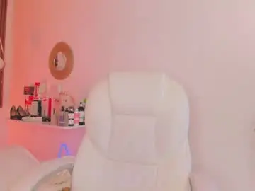 Chaturbate Nude Webcam of bellawoods_
