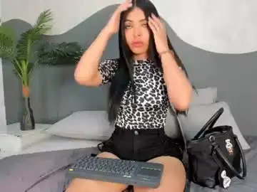 Chaturbate Adult Video Chat of zafiro_n_amber