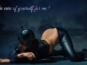 Chaturbate Sex Cam of batmansfavoritewife