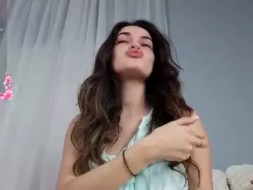 Chaturbate Live Sex Cam of sweetauraa