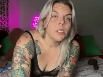 Chaturbate Live Sex of cherryb0mbb0mb