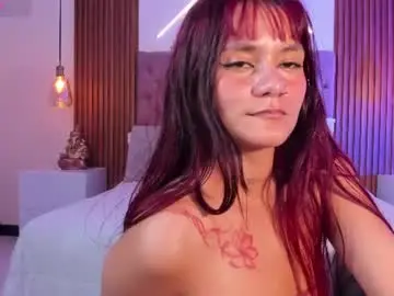 Chaturbate Best live sex cam show of miiaa_jones
