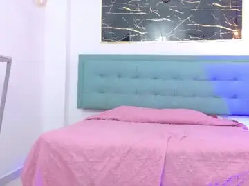 Chaturbate Watch Live Sex Cams of yuri_queen