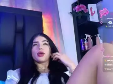 Chaturbate Adult Video Chat of sararoy_