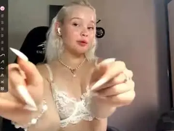 Chaturbate Live Sex Cam of eugenierickel