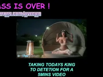 Chaturbate Free Live Porn of livecleo
