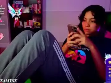 Chaturbate Watch Live Sex Cams of helia_n_amy