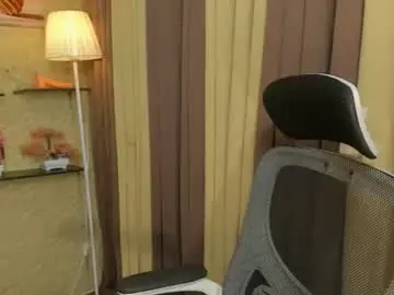 Chaturbate Sex Cam of gorgeous_dark_luna
