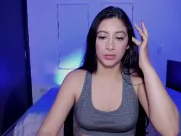 Chaturbate Free Live Porn of aandreamartinez1