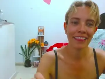 Chaturbate Nude Webcam of chantalsemenova2023
