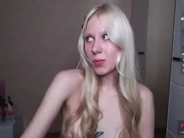 Chaturbate Best live sex cam show of amili_kron