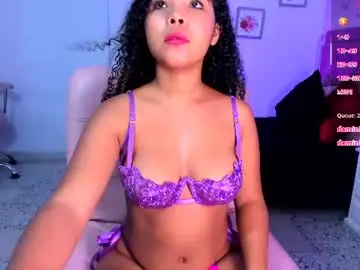Chaturbate Live Sex Cam of kiiaraamoon