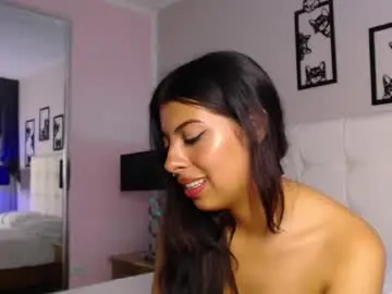 Chaturbate Nude Webcam of maia_reficco