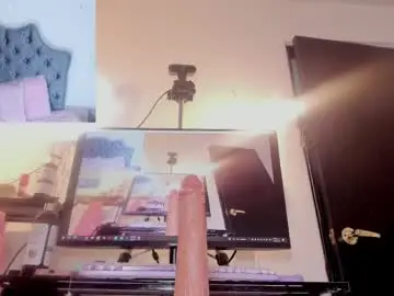 Chaturbate Live Sex of conny_curly