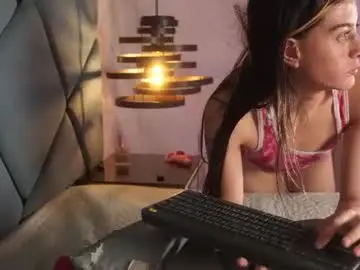 Chaturbate Best live sex cam show of ammy_durand