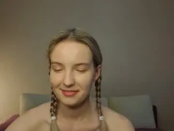 Chaturbate Watch Live Sex Cams of tashinapetitto
