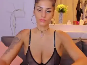 Chaturbate Adult Webcam of alphaqueenx