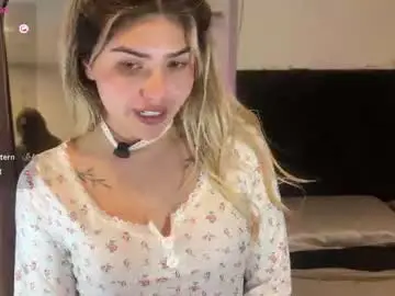 Chaturbate Best live sex cam show of whites_emma