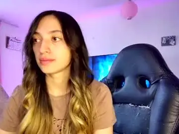 Chaturbate Free Porn Cam of barbie20_