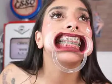 Chaturbate Best live sex cam show of miss___sabrina