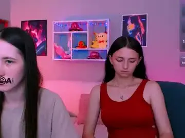 Chaturbate Sex Cam of caroline_honeyy