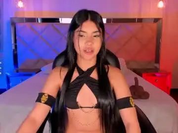 Chaturbate Best live sex cam show of mialaurence_