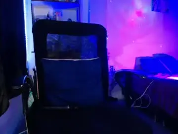 Chaturbate Live Sex Cam of robin__nj