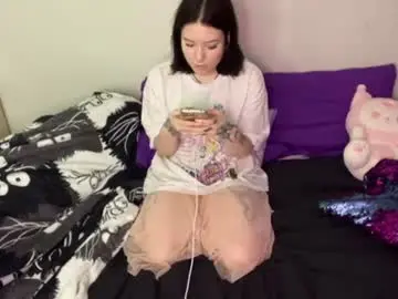 Chaturbate Live Sex of lyna25