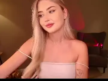 Chaturbate Adult Video Chat of cute18cute