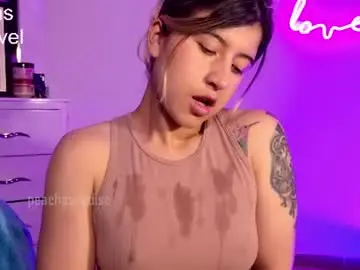 Chaturbate Live Sex Cam of peach_paradisee