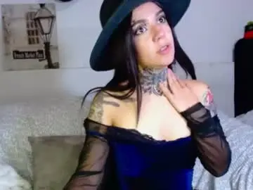Chaturbate Live Sex Cam of lunai_gh