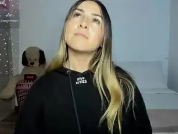Chaturbate Adult Video Chat of sophi_moreno