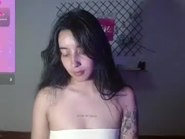 Chaturbate Live Sex Cam of quee_tiana