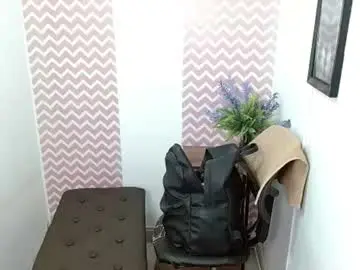 Chaturbate Free Porn Cam of shantalcarson