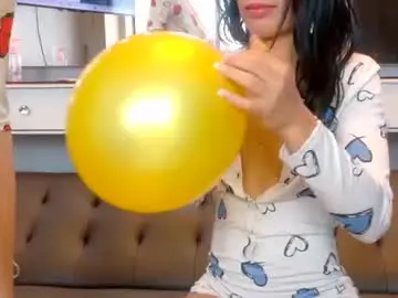 Chaturbate Adult Webcams of littlejennifer18