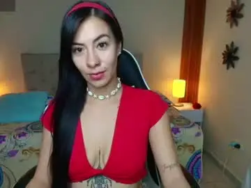 Chaturbate Best live sex cam show of emiily_skinny