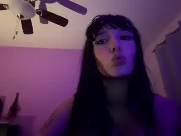 Chaturbate Live Sex Cam of thelunavalentina
